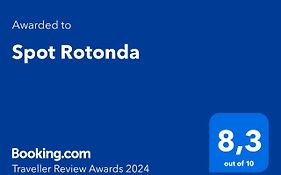 Spot Rotonda